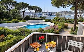 Studio au Centre-Port, Piscine, Clim&Plage à 300M